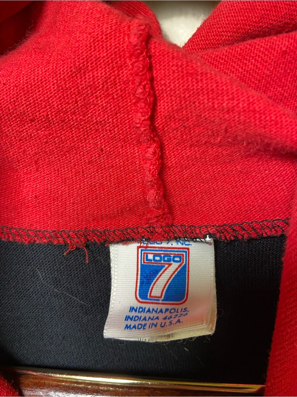 Vintage Portland Trail Blazers LOGO 7 Hooded Muscle Tee - Picture 5 of 8